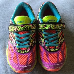 Girls ASICS tennis shoes